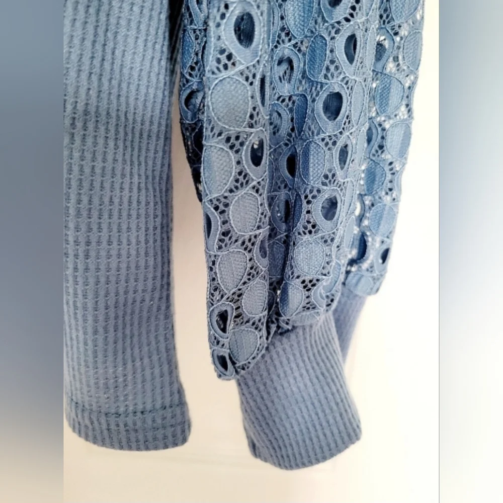 Miholl Women's Waffle Top Blouse Lace Balloon Sleeves Zip Back Blue XXL NWT